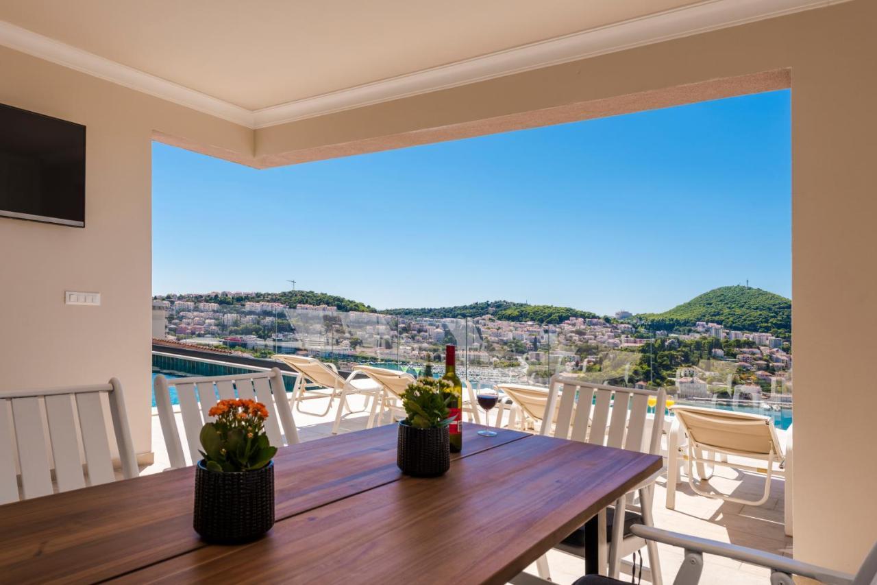 Makris No 2 Apartman *